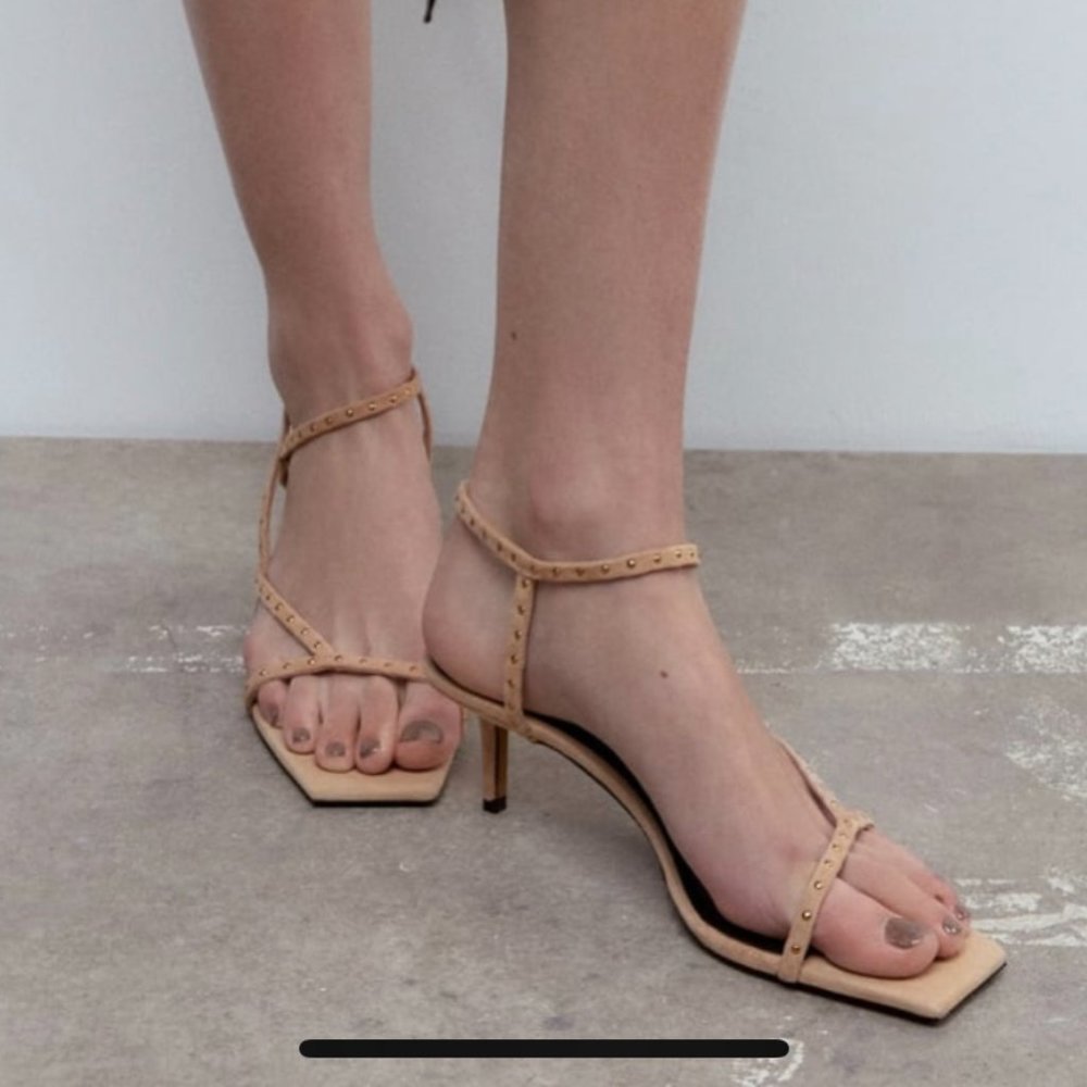 Zara sandals size 7.5 - NEW